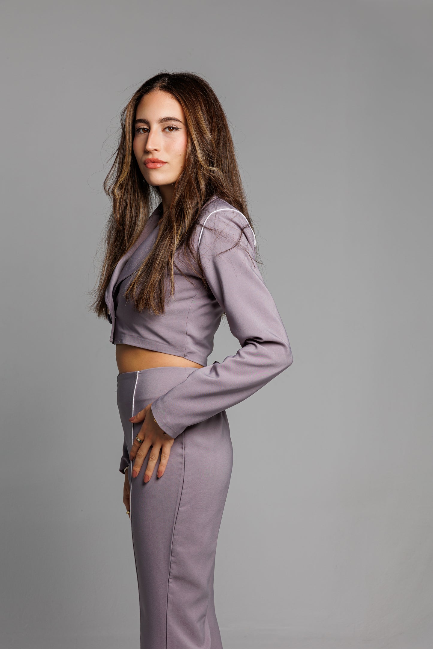 White Lining Cropped Blazer