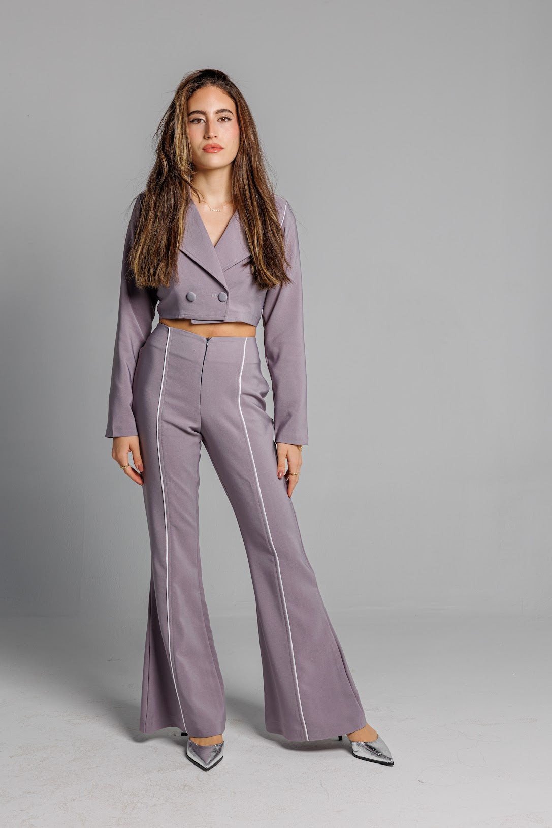 White Lining Cropped Blazer